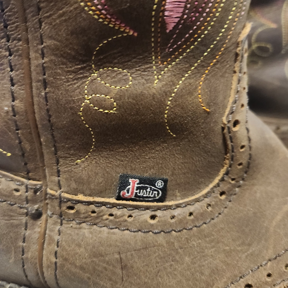 Justin Boots Brown Heeled Boots - Picture 5 of 6